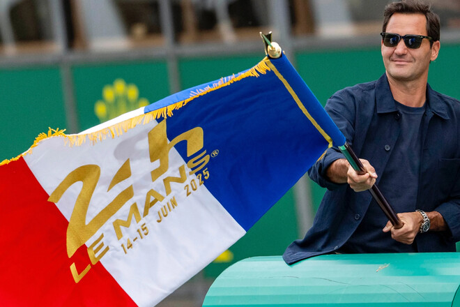 ВИДЕО. Роджер Федерер открыл легендарную гонку 24 часа Ле-Мана