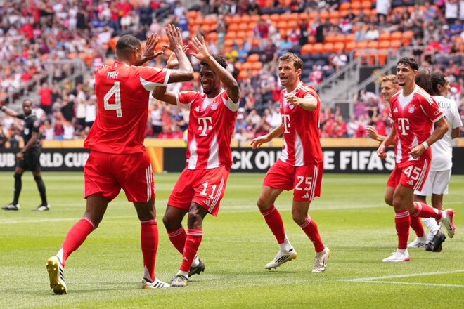 ВИДЕО. 3 гола за 4 минуты. Бавария громит Окленд Сити в первом тайме