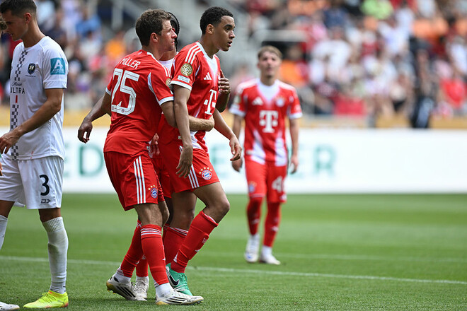 Бавария установила целый ряд рекордов в матче против Окленд Сити