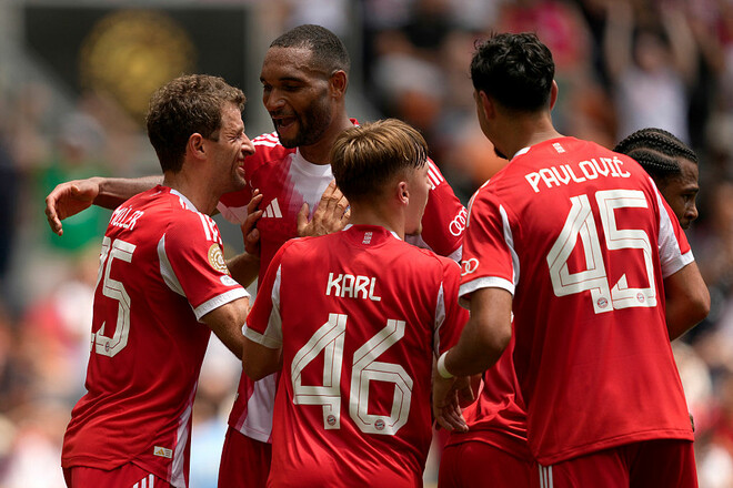 ВИДЕО. Мусиала сделал хет-трик, дубль на счету Мюллера