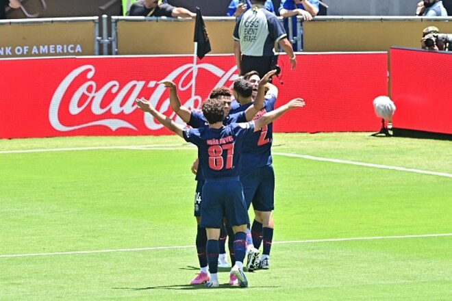 ВИДЕО. Фабиан Руис бильярдным ударом вывел ПСЖ вперед против Атлетико