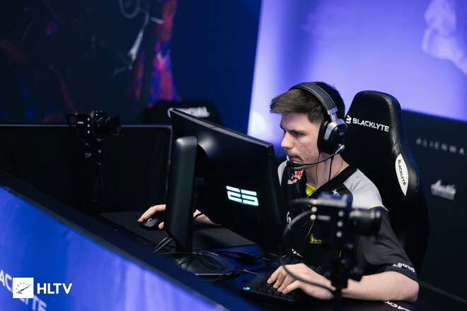 NAVI – Vitality. Прогноз і анонс на чвертьфінал BLAST Austin Major 2025