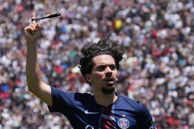 ПСЖ обошел Барселону по количеству голов в 2025 году