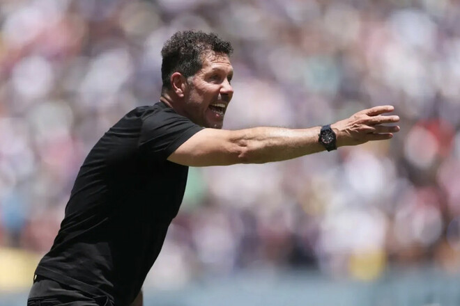 Сімеоне пояснив, чому Атлетіко розгромно програв ПСЖ