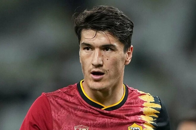 Рома продаст форварда в MLS. Он готов снизить зарплату, чтобы не уходить