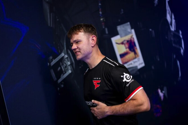 «Это замечательное чувство». Тренер FaZe после выхода в плей-офф