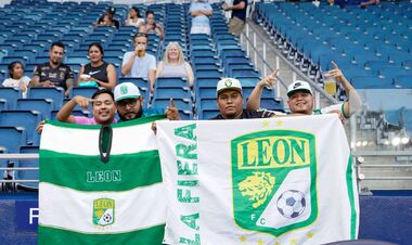 Мексиканські фанати влаштували акції протесту на матчі Челсі – Лос Анджелес