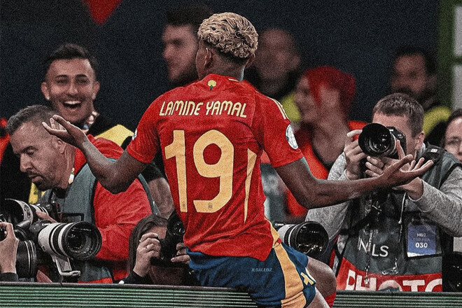 ФОТО. У Ламина Ямаля новая девушка. Она существенно старше