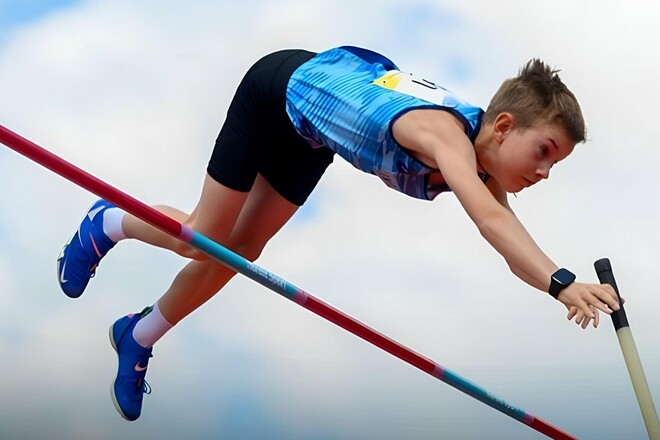 Дюплантіс прокоментував рекорд 12-річного стрибуна з жердиною з України