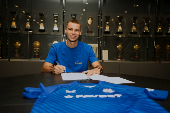 ОФИЦИАЛЬНО. Бавария отпустила форварда в хорватский коллектив