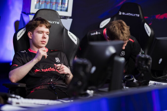 Оновленний рейтинг HLTV. B8 тримаються в топ-20