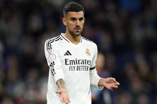 Хаби Алонсо попросил Флорентино Переса не продавать футболиста