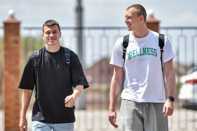 Відпустку закінчено. Гравці Кривбасу прибули на клубну базу