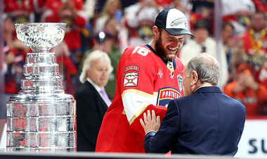 Команда завоевала два Кубка Стэнли кряду. Когда такое было последний раз