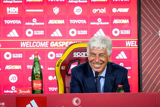 Проблемы для Довбика? Гасперини хочет видеть в Роме 5 новых футболистов