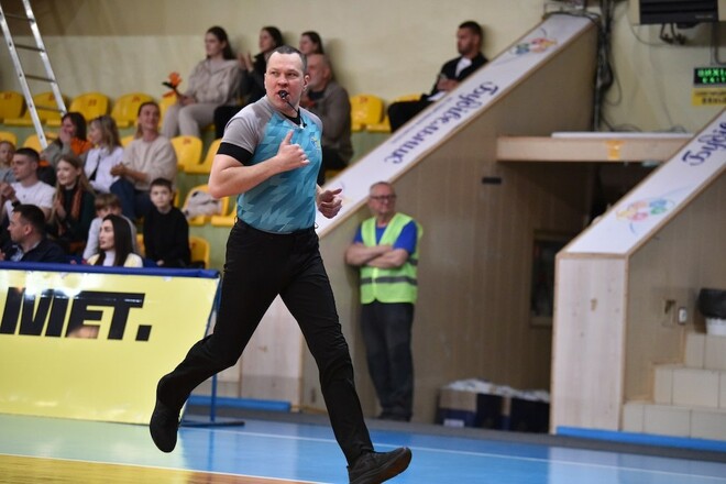 Украинский арбитр будет судить матчи Евробаскета-2025