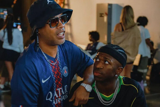 ФОТО. Лидер Реал Мадрид встретился с легендой Барселоны. Есть причина