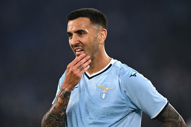 ОФІЦІЙНО. Лаціо продовжив контракт з гравцем збірної Уругваю