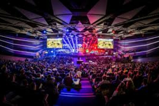 Киберспорт перестает быть нишей: в 2025 году доходы впервые $1 млрд