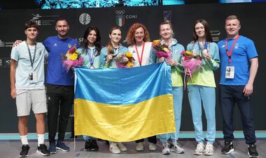 Вперше в історії. Жіноча збірна здобула золото на ЧЄ з фехтування