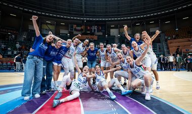 Сборная Франции разгромила Грецию и другие результаты женского ЧЕ