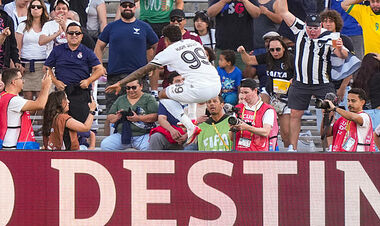 ВИДЕО. Ботафого шокировал ПСЖ. Игорь Жезус открыл счет в матче