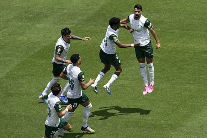 Плохая погода не помешала. Палмейрас одолел Аль-Ахли