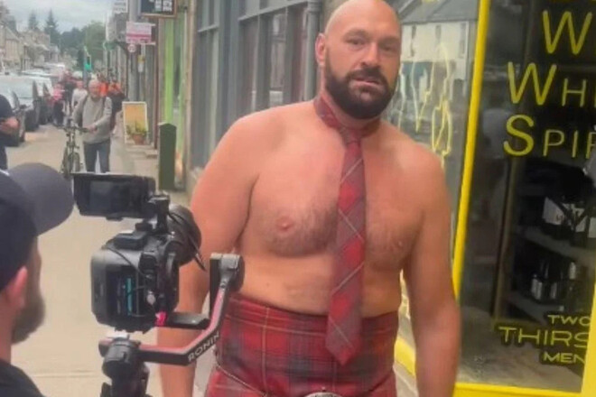 VIDEO. That's why Fury was walking in the Kilt streets of Scotland