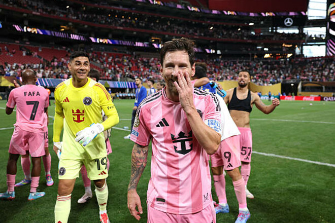 «Мы не друзья». Месси рассказал о своих отношениях с Роналду