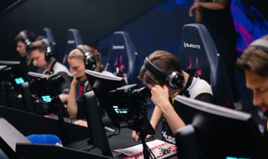 NAVI остановились в четвертьфинале Austin Major после поражения от Vitality