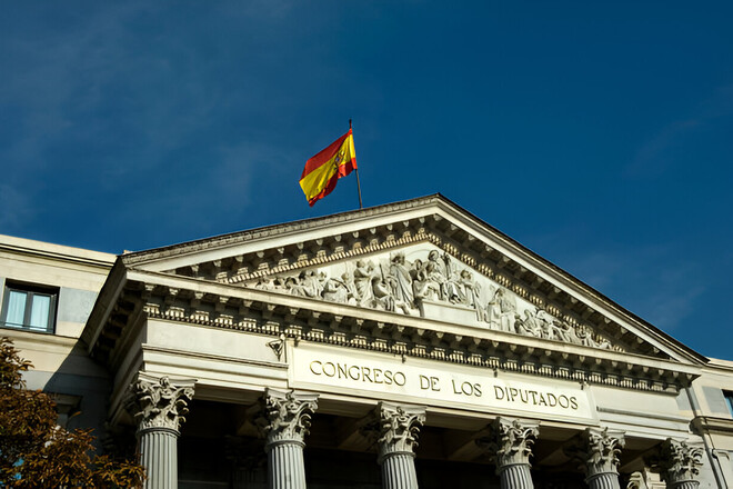 Испания запускает программу безопасной игры на ближайшие четыре года