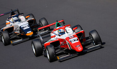 Александр Бондарев в гонках Формулы-4 Италии. Смотреть онлайн LIVE