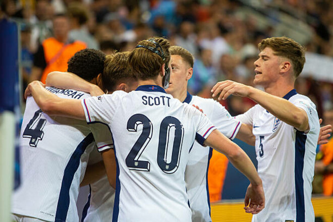 Англия и Испания определили полуфиналиста молодежного Евро-2025