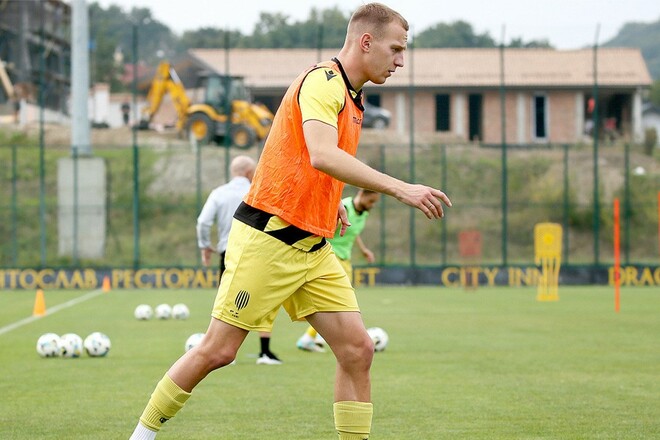 Стало известно, во сколько обойдется ЛНЗ переход лидера Руха