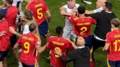 ВИДЕО. Проигрывать нужно уметь. Игроки Испании U21 подрались с англичанами