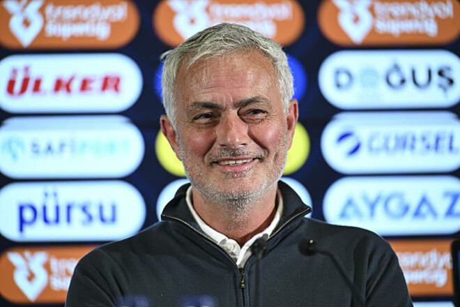 МОУРІНЬО: «Це єдина людина, яка може зі мною змагатися»