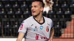 Скрипник намерен забрать в Зарю футболиста, который был капитаном в УПЛ