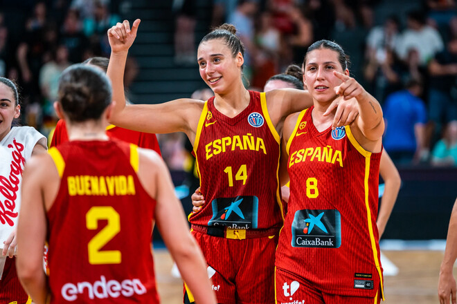 Испания обыграла в овертайме Швецию и другие результаты