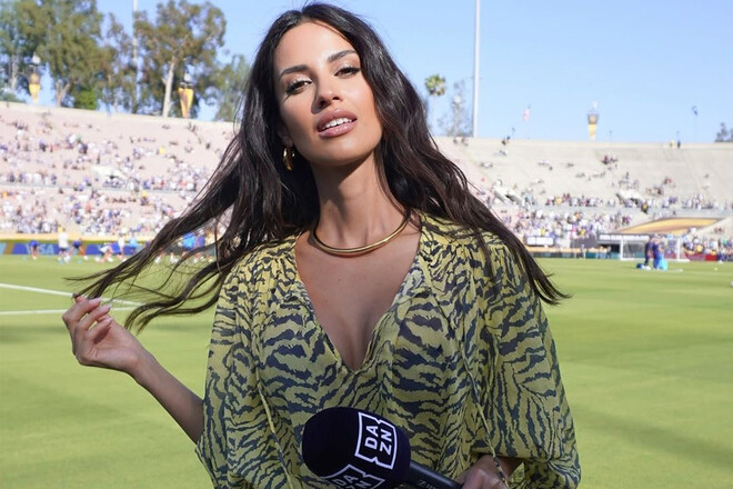 ФОТО. Яскрава телеведуча, яка затьмарила своєю красою КЧС