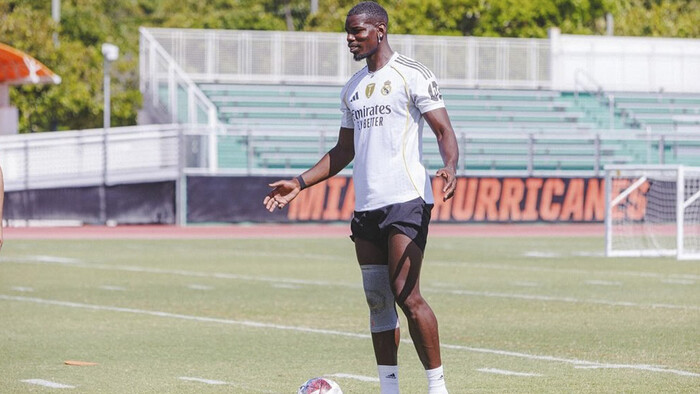 ФОТО. Поль Погба удивил выбором футболки клуба для тренировки