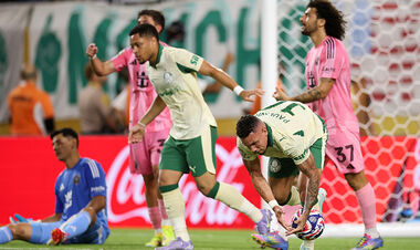 ВИДЕО. Экс-игрок Байера сократил отставание Палмейраса против Интер Майами