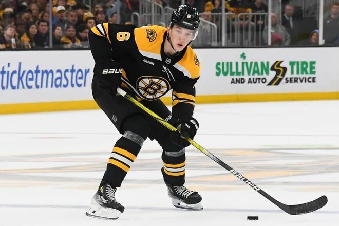 Бостон Брюинз подписал чемпиона мира на 6,4 млн долларов