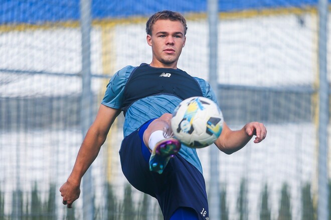 Роман САЛЕНКО: «Робитиму все, щоб залишитися в Динамо»