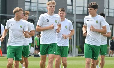 ФОТО. Вернулись из отпуска. Клуб УПЛ провел первую тренировку