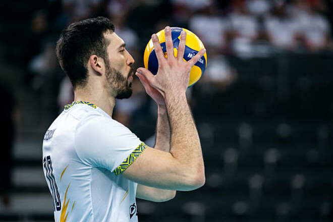 СЕМЕНЮК: «Франция приехала со всеми топ-игроками, но мы навяжем борьбу»