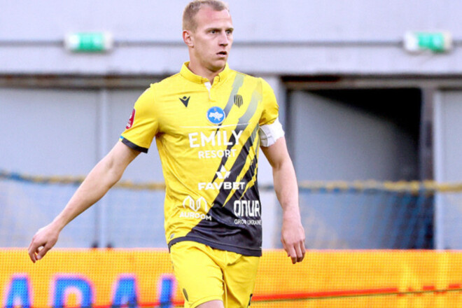 ОФИЦИАЛЬНО. Рух попрощался с ключевым футболистом