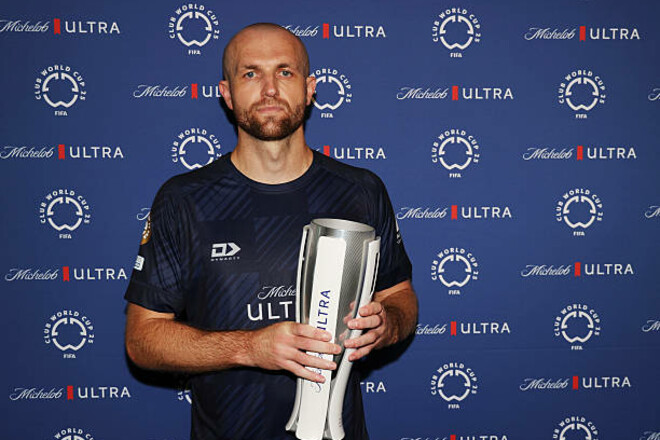 ФОТО. Определен лучший игрок матча Окленд Сити и Бока Хуниорс на КЧМ