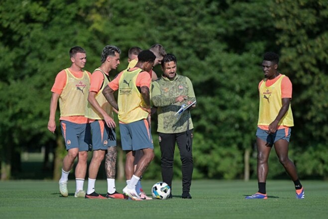 The first matches of Turan. Shakhtar called opponents at the assembly