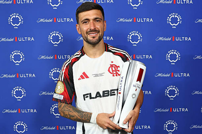 ФОТО. Визначено найкращого гравця матчу Лос-Анджелес та Фламенго на КЧС