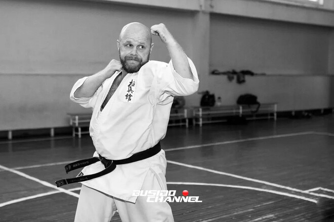 Склоним головы. Он грезил спортом, но война и гибель друзей все изменила